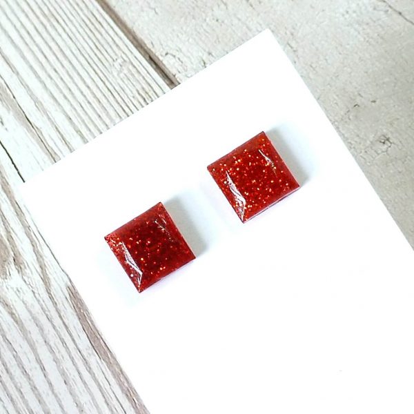 Red Glitter Lg Square Studs on Card